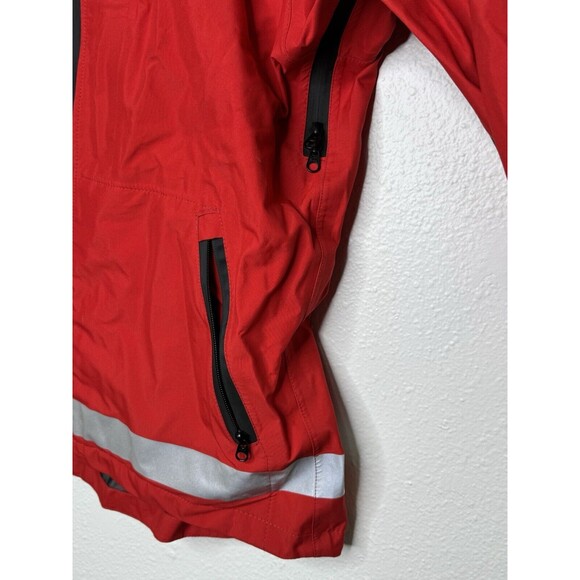 WaterShed Gore-Tex Stormforce Sierra Men’s Jacket Size M Seattle Fire MSRP $398+ - Picture 9 of 16